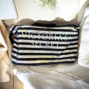 Victoria’s Secret Large Bag! Overnight Bag!